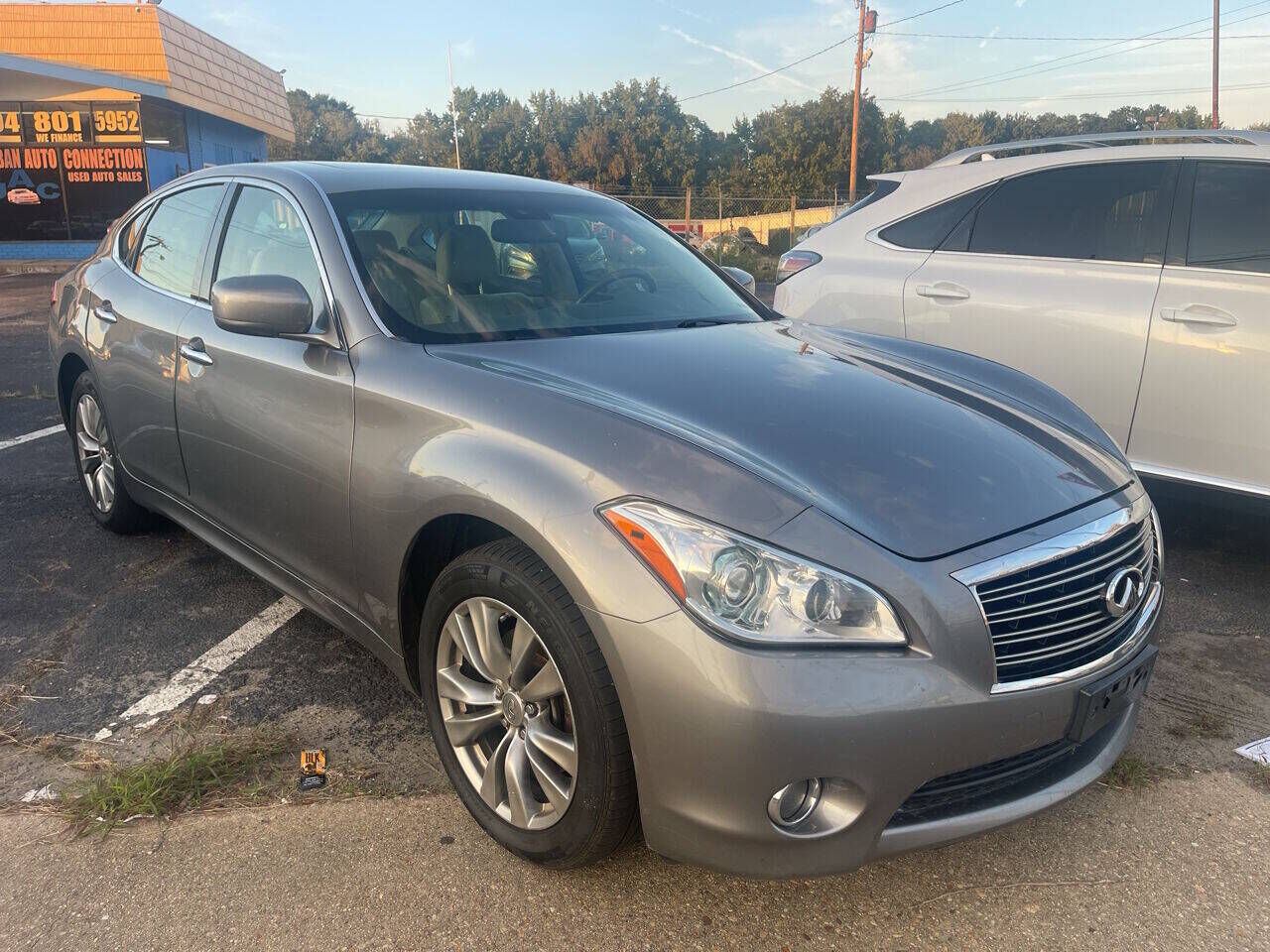 2012 INFINITI M37
