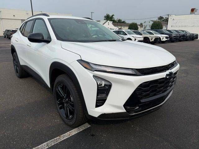 2026 CHEVROLET Trax