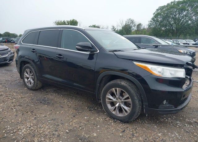 2014 TOYOTA Highlander