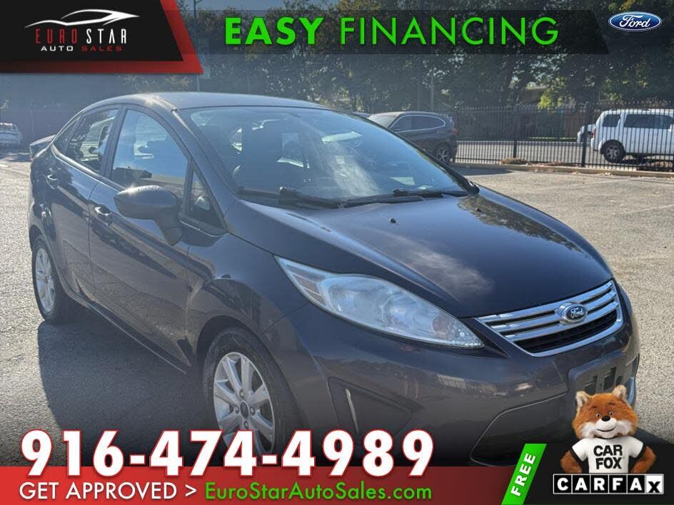 2012 FORD Fiesta