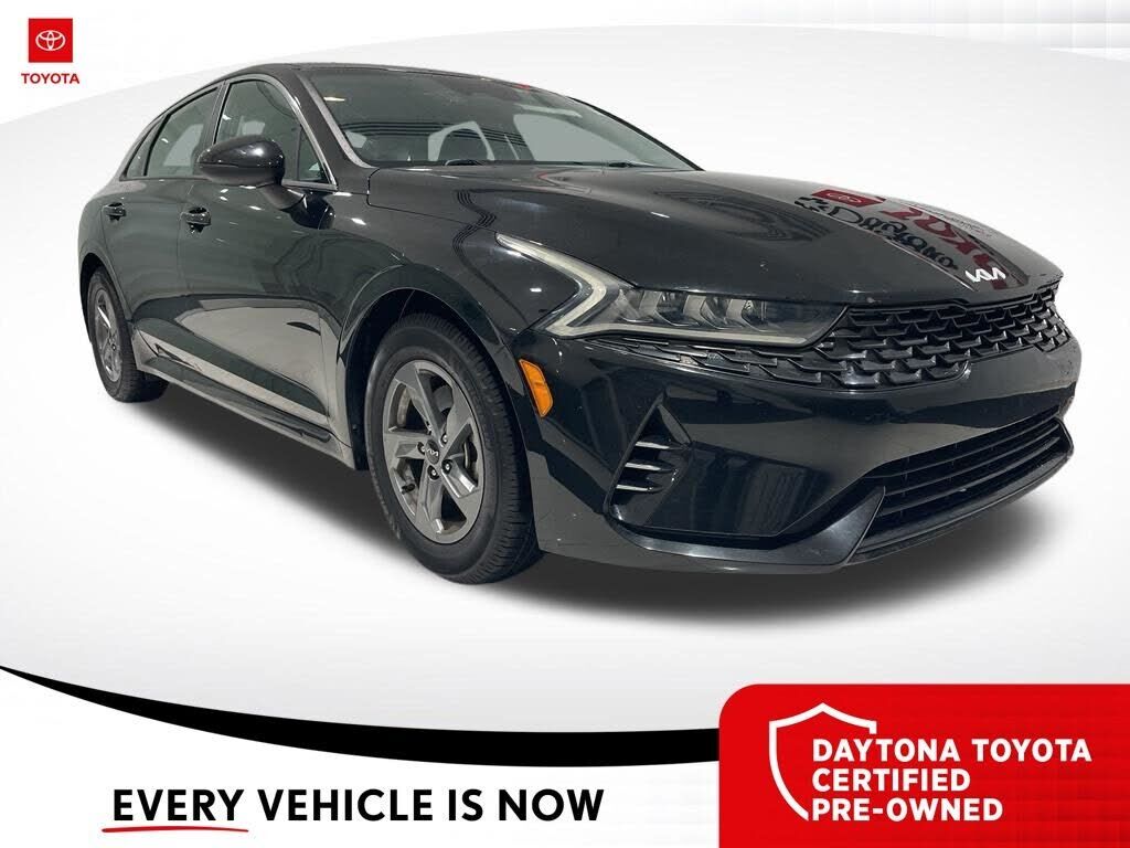 2022 KIA K5