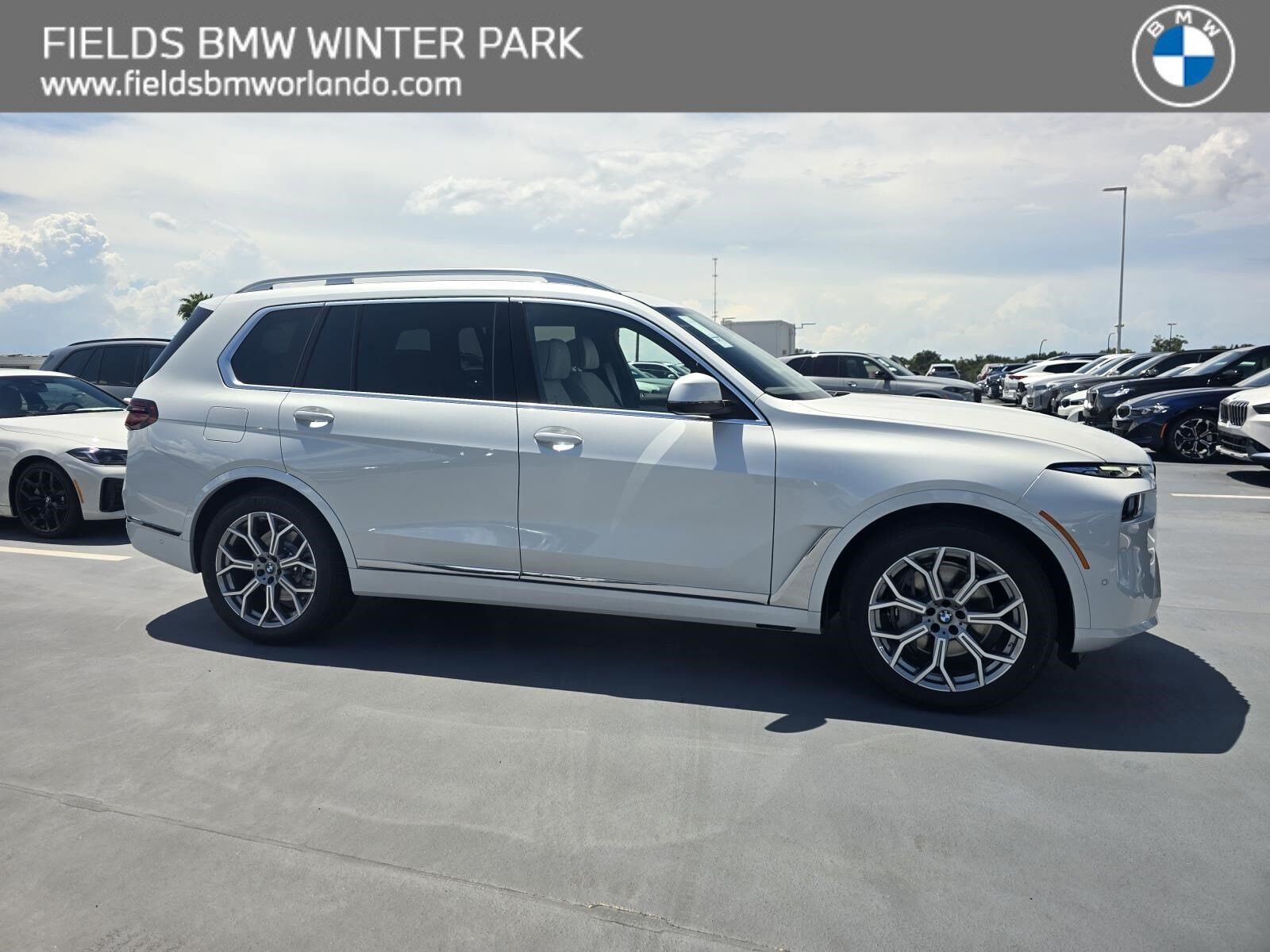 2027 BMW X7