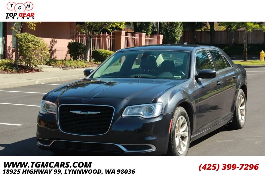 2015 CHRYSLER 300