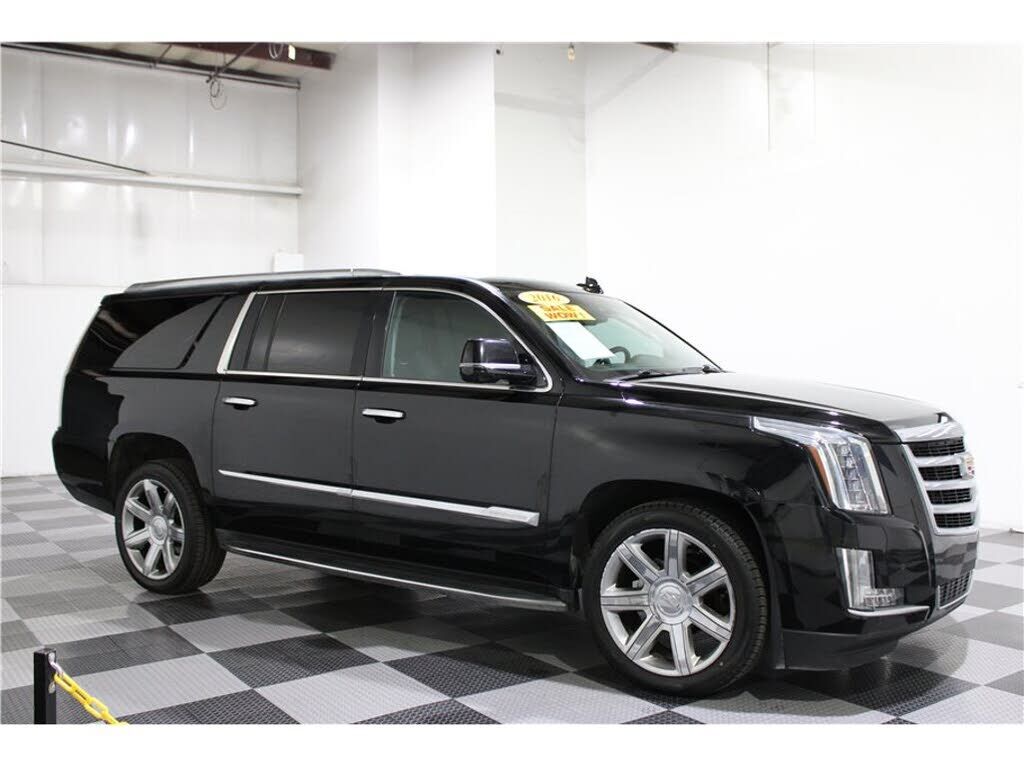 2016 CADILLAC Escalade