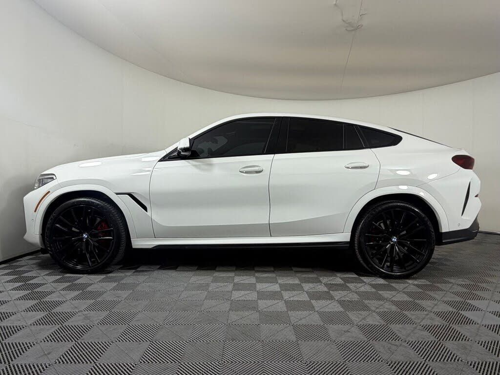 2022 BMW X6