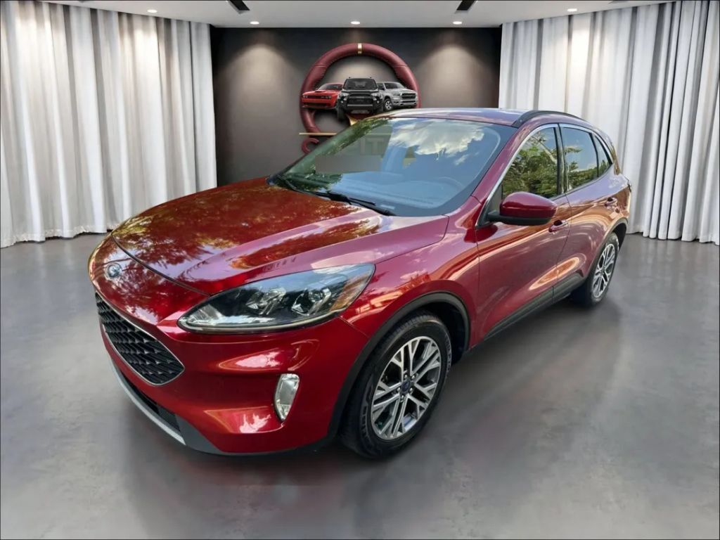 2021 FORD Escape