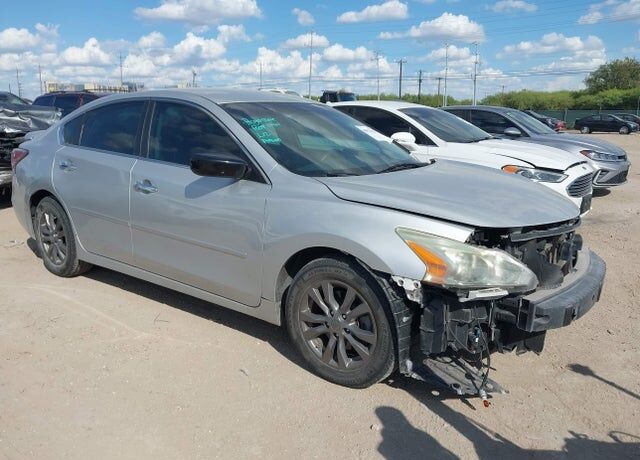 2015 NISSAN Altima