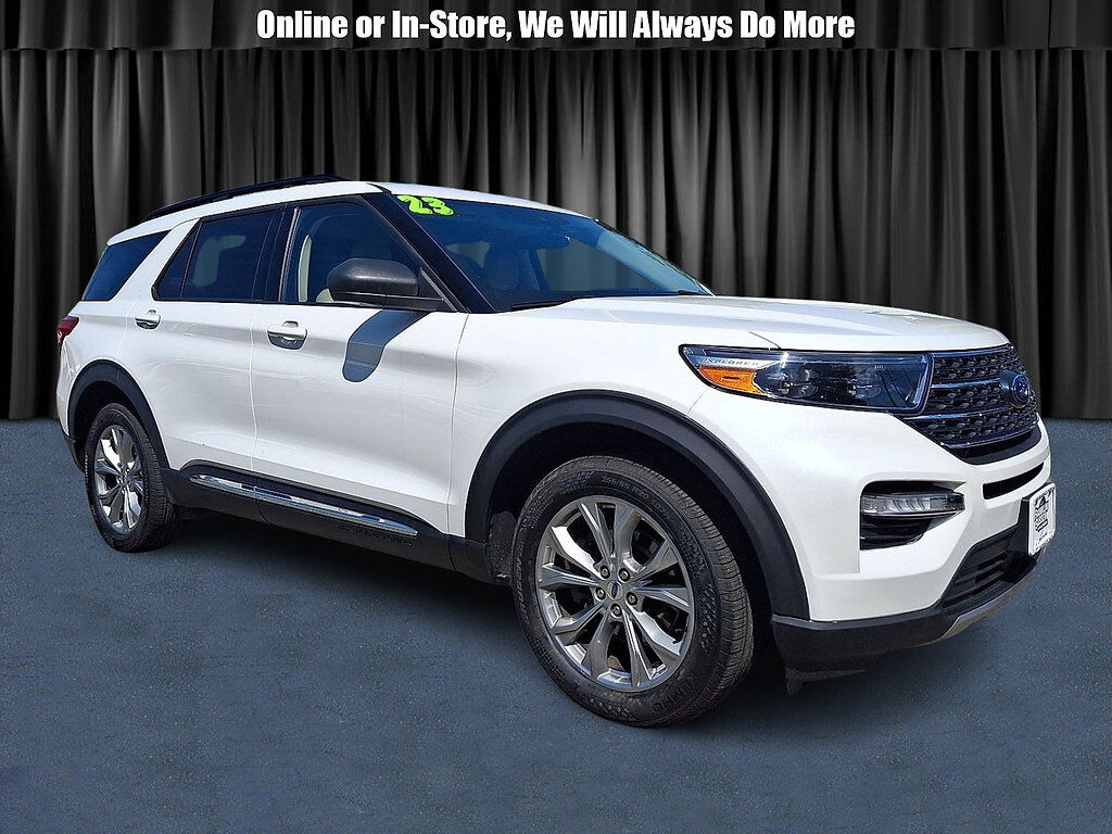 2023 FORD Explorer