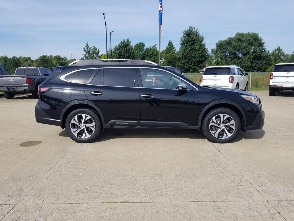 2020 SUBARU Outback