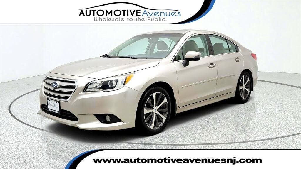 2017 SUBARU Legacy