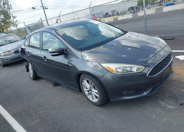 2017 FORD Focus