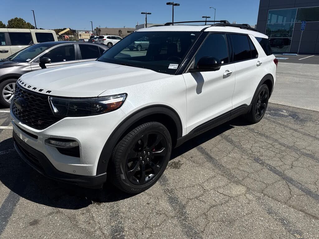 2021 FORD Explorer
