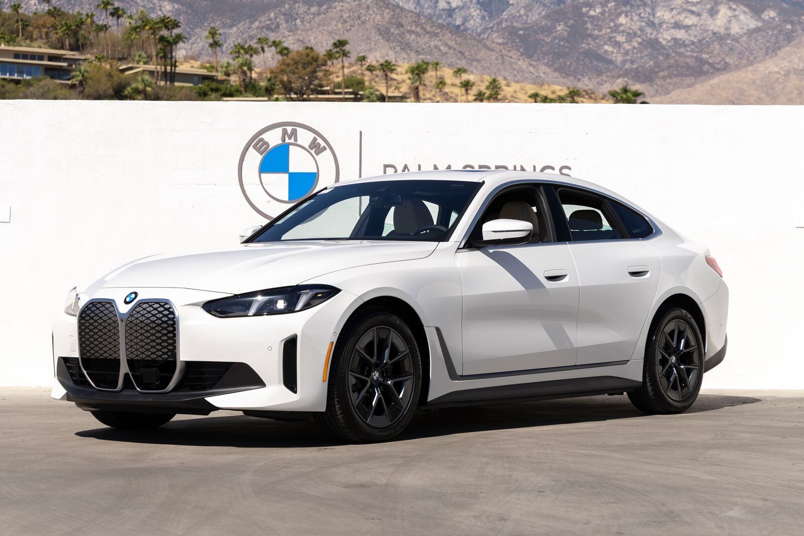 2026 BMW i4
