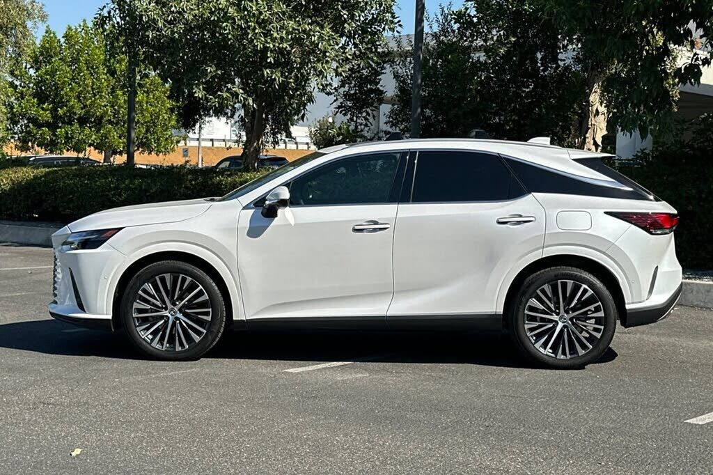 2025 Lexus RX