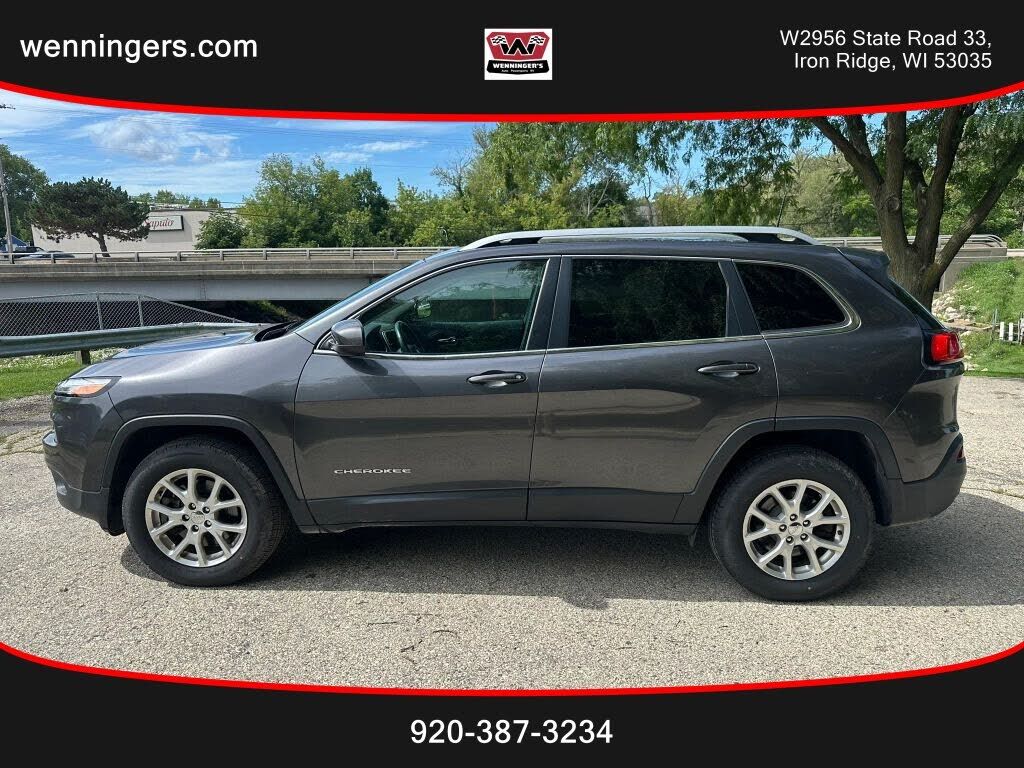 2017 JEEP Cherokee