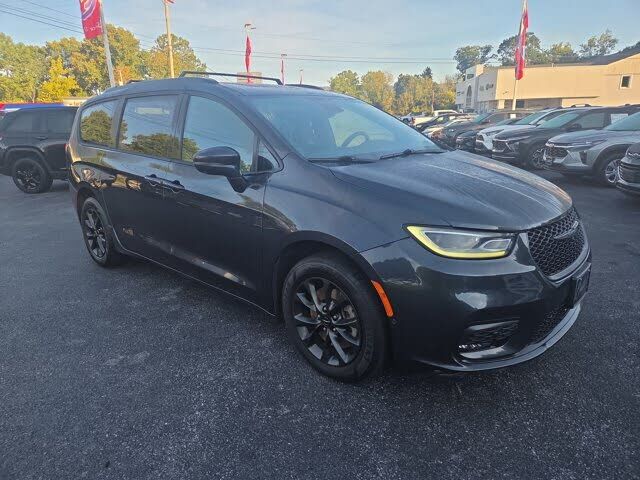 2021 CHRYSLER Pacifica