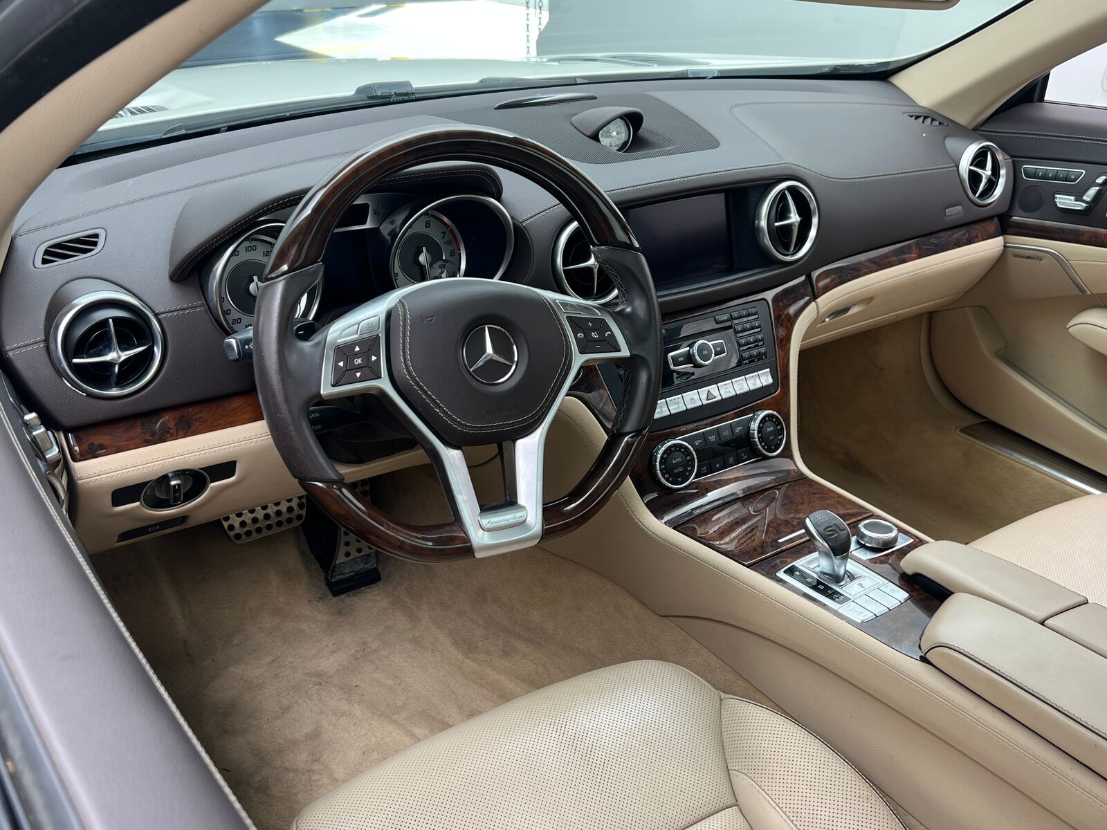 2016 Mercedes-Benz SL-Class
