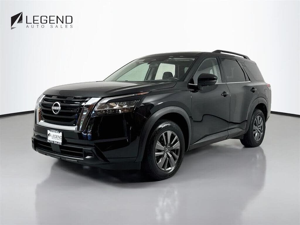 2022 NISSAN Pathfinder
