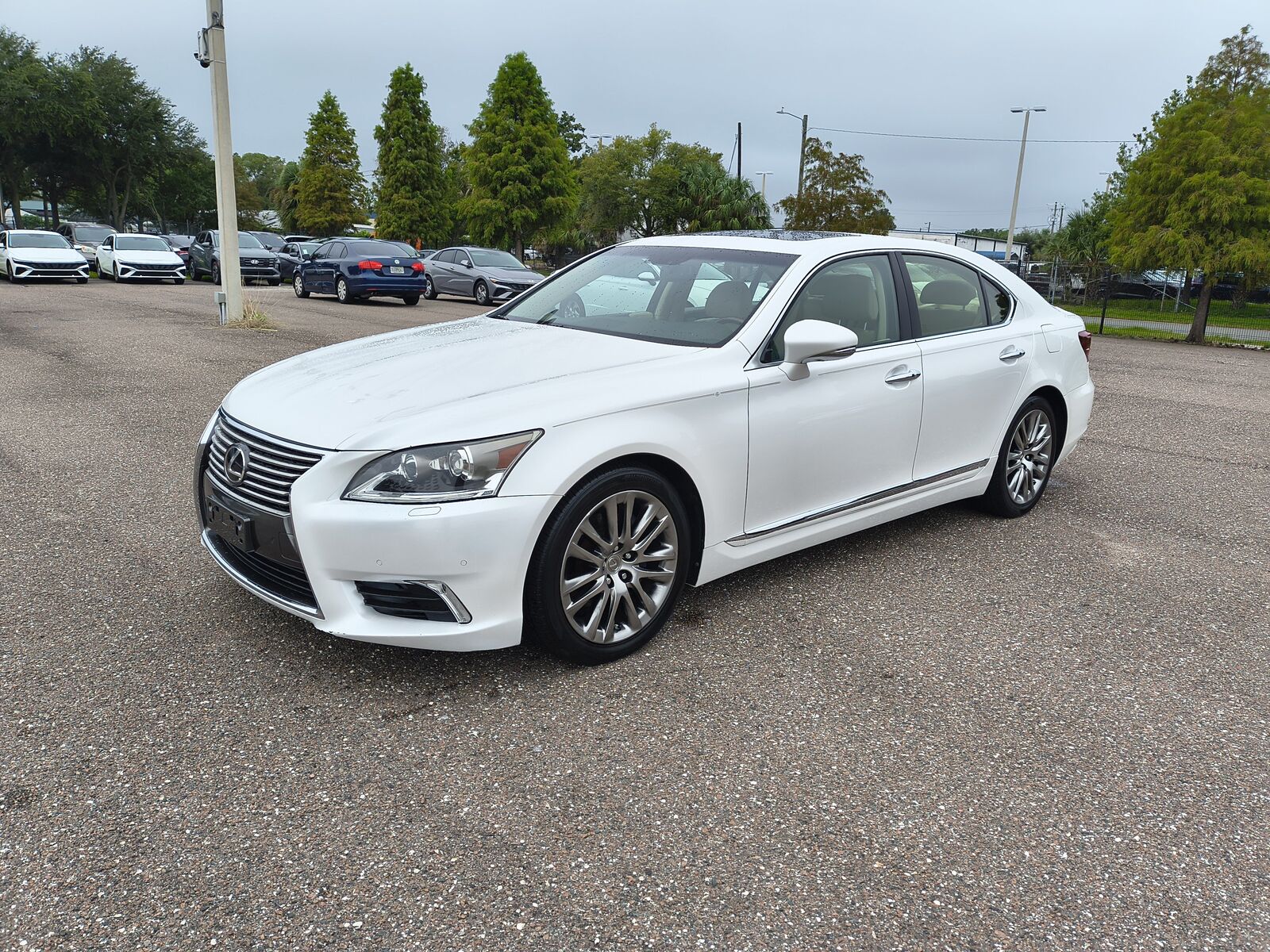 2016 LEXUS LS