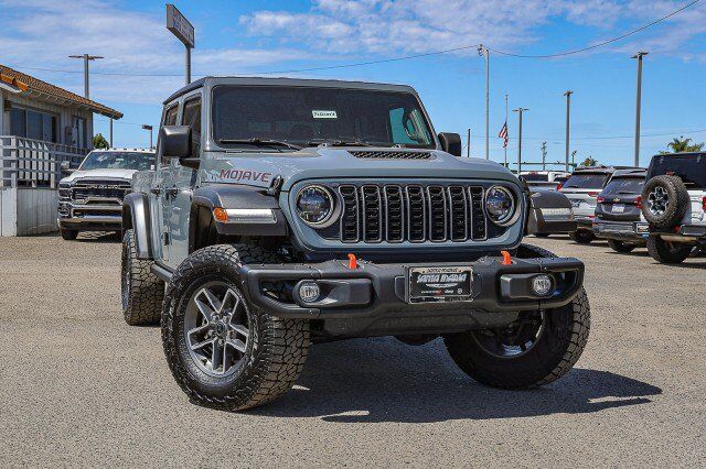 2024 JEEP Gladiator