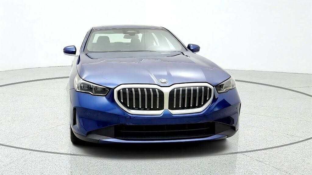 2024 BMW 530i