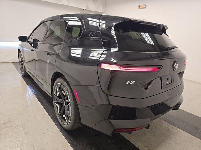 2024 BMW iX