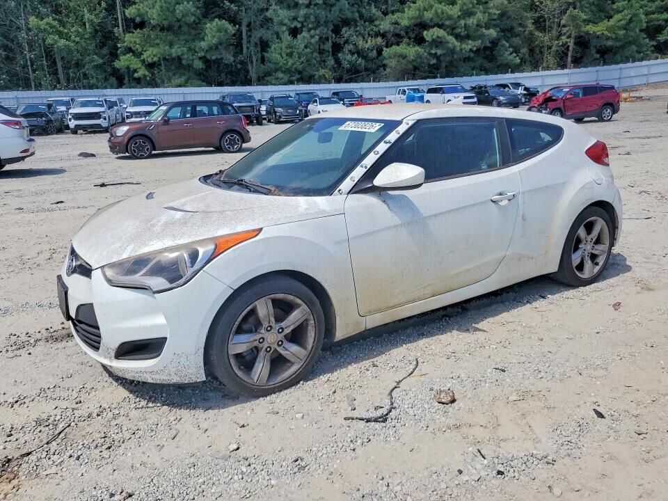 2015 HYUNDAI Veloster
