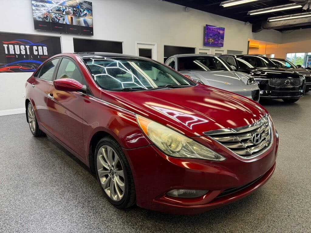 2013 HYUNDAI Sonata