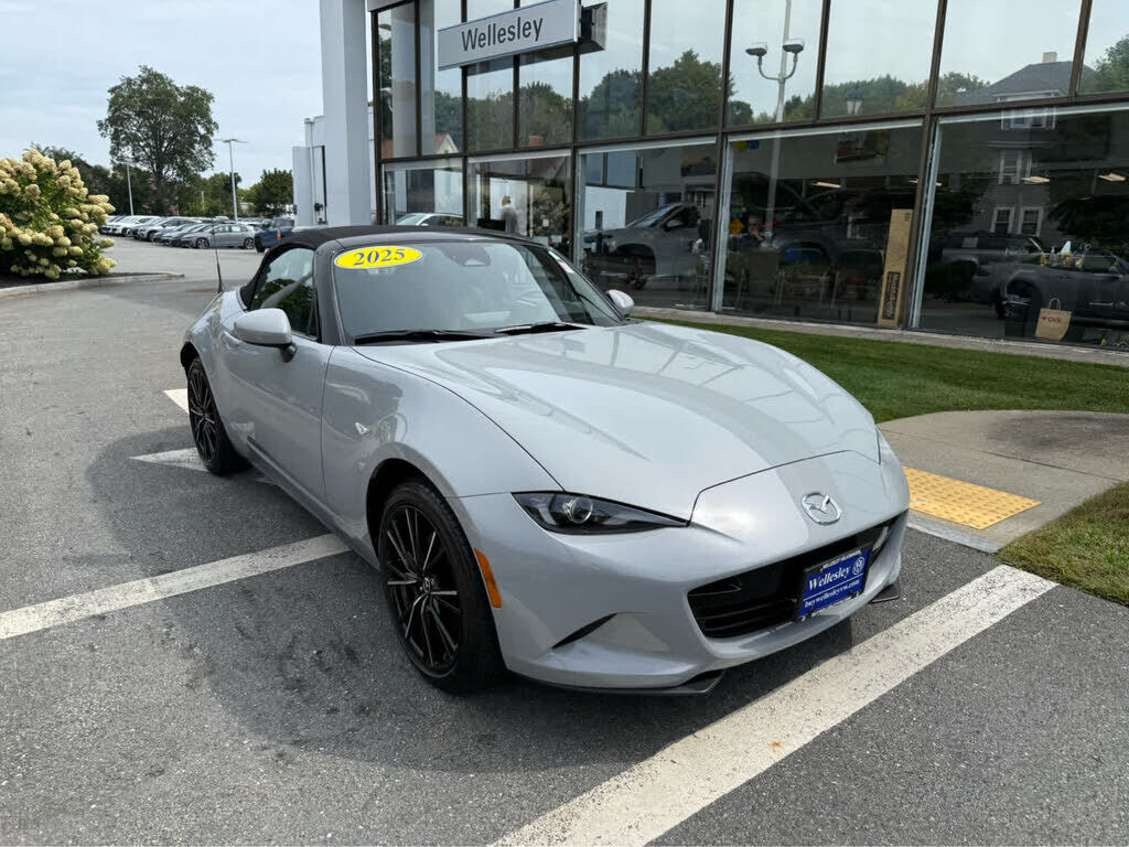 2025 MAZDA MX-5