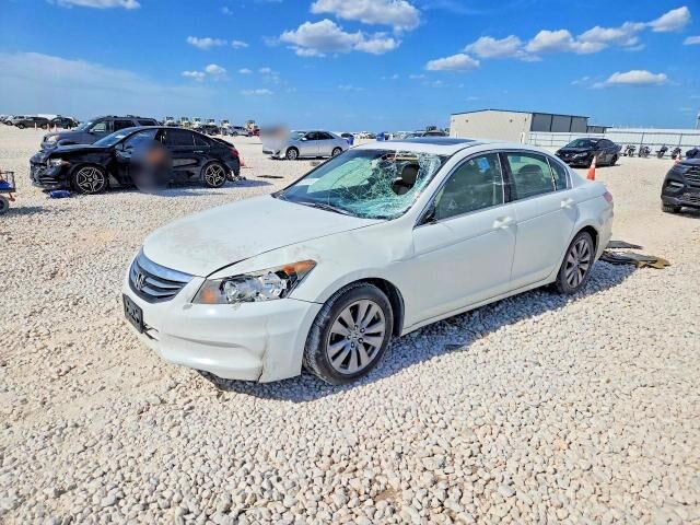 2011 HONDA Accord