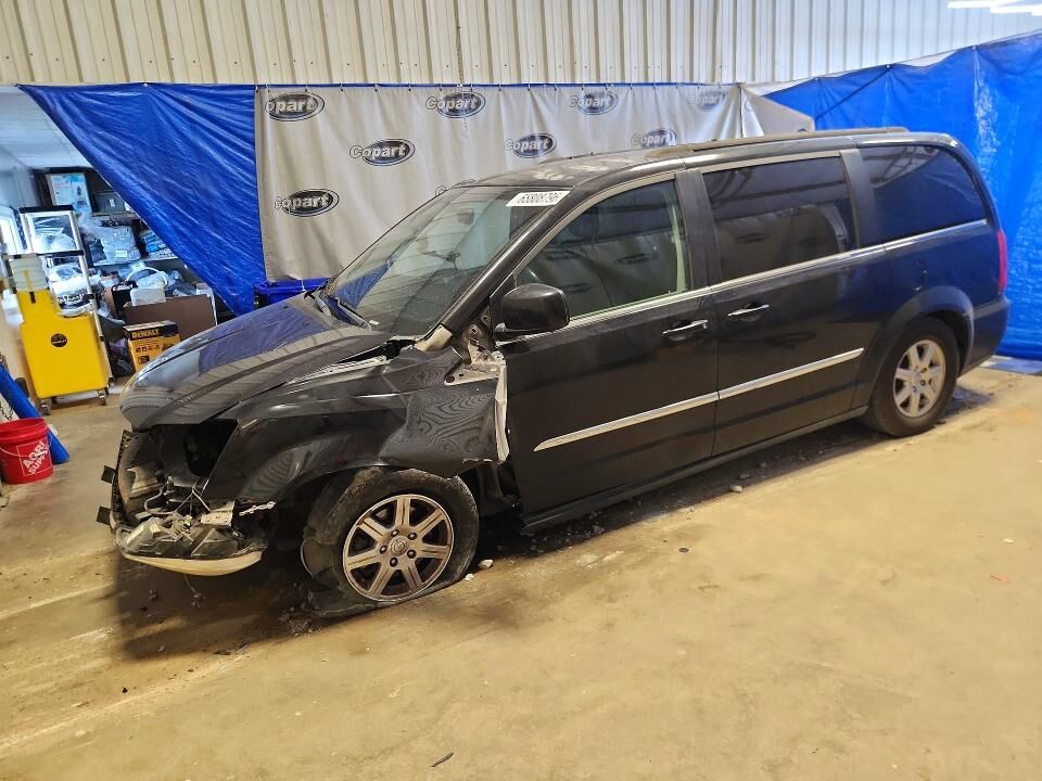 2012 CHRYSLER Town and Country
