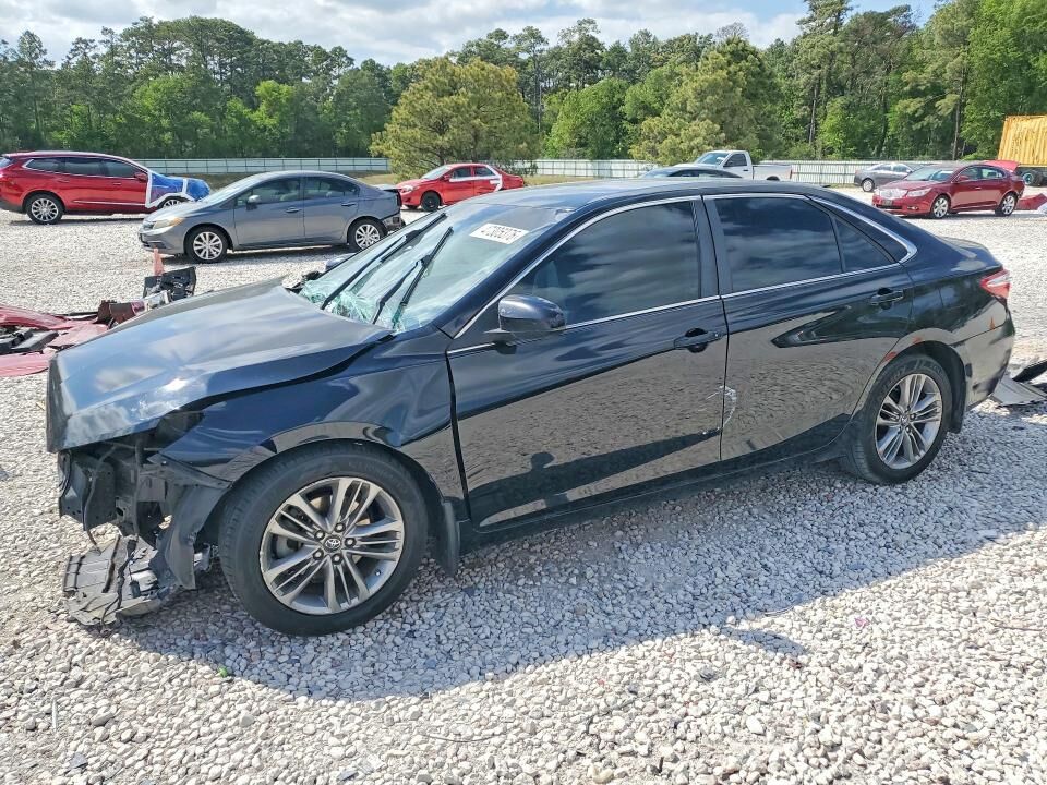 2017 TOYOTA Camry
