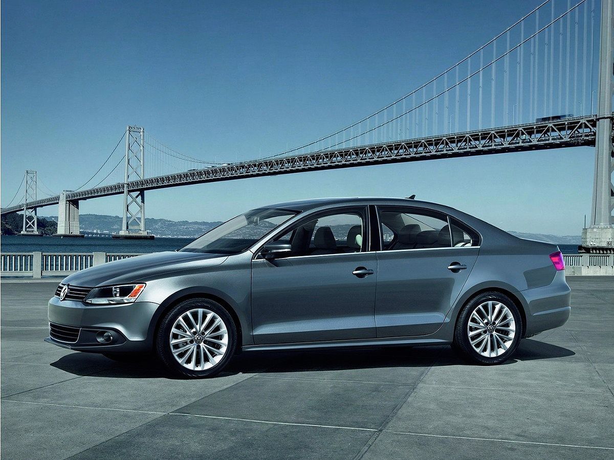 2011 VOLKSWAGEN Jetta