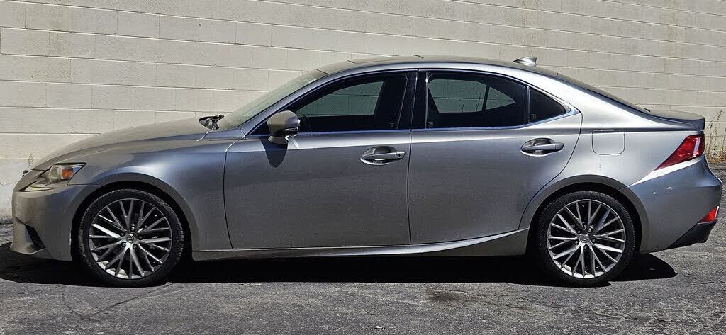 2014 Lexus IS