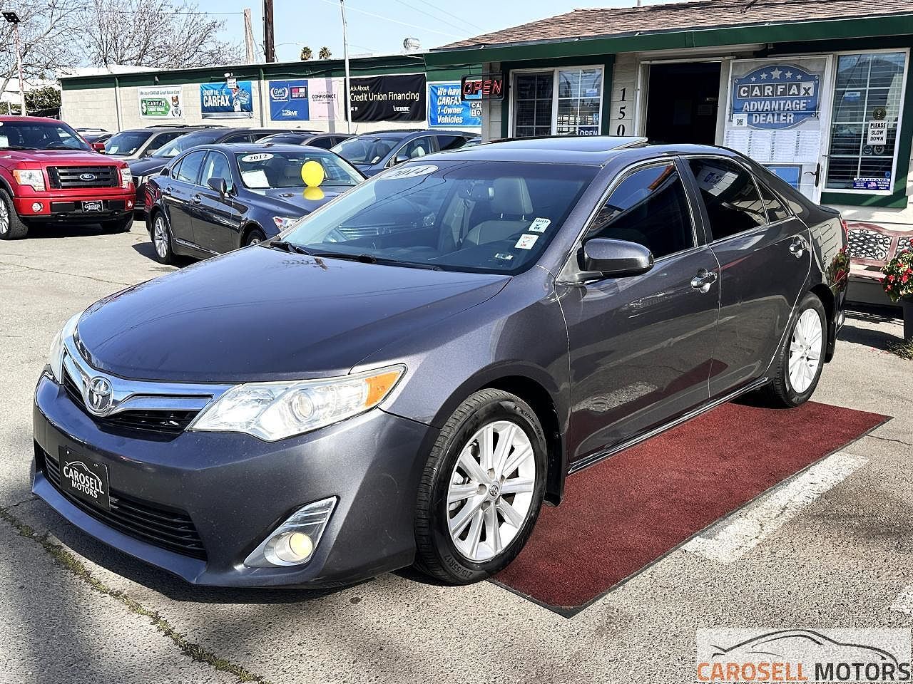 2014 TOYOTA Camry