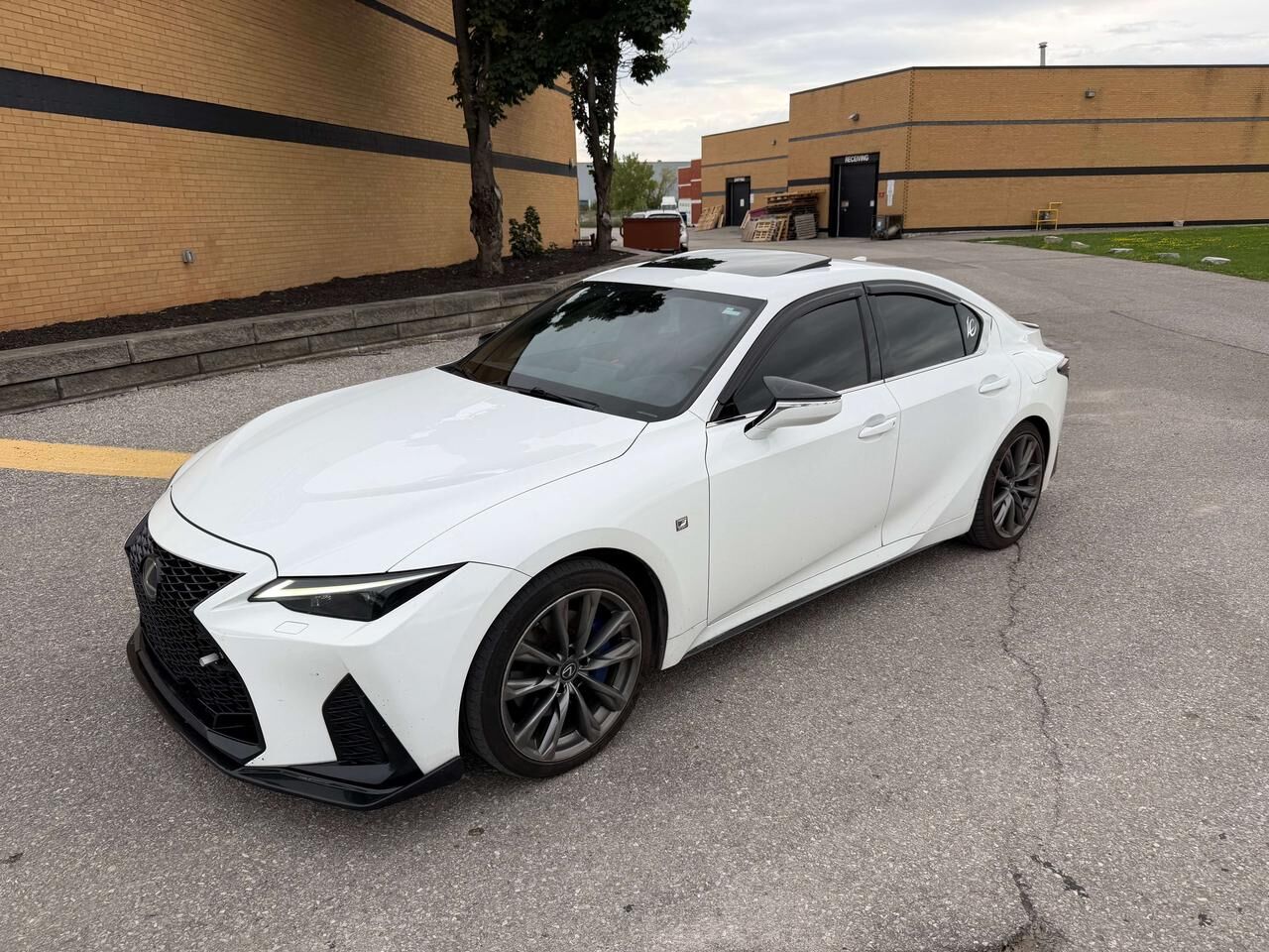 2021 Lexus IS