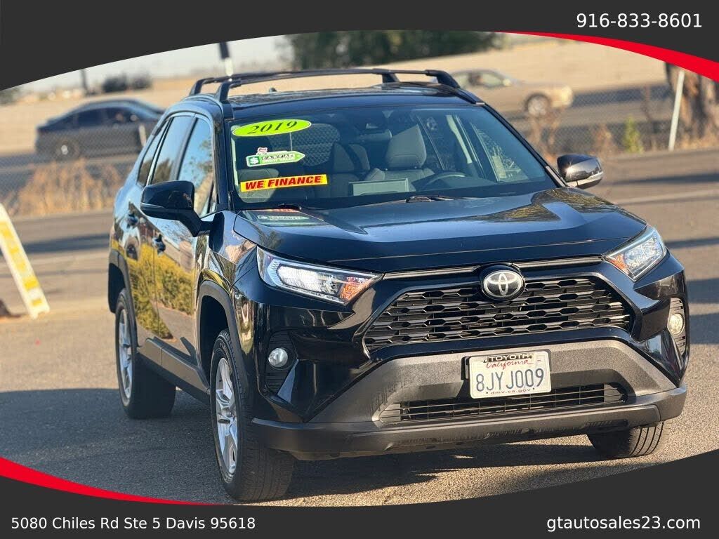 2019 TOYOTA RAV4