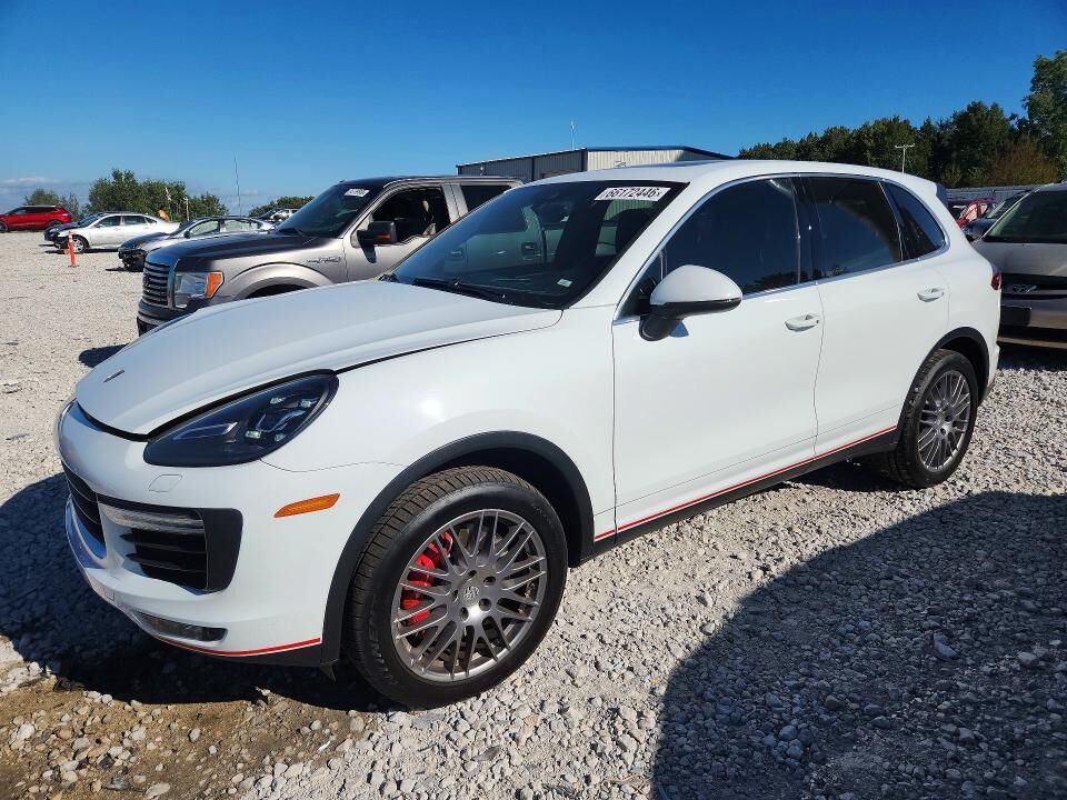 2015 PORSCHE Cayenne