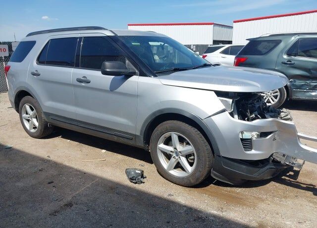 2019 FORD Explorer