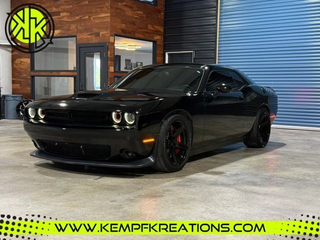 2016 DODGE Challenger