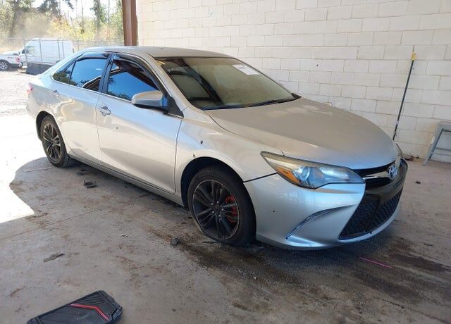 2016 TOYOTA Camry