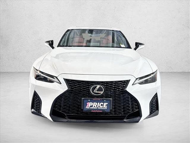 2023 Lexus IS