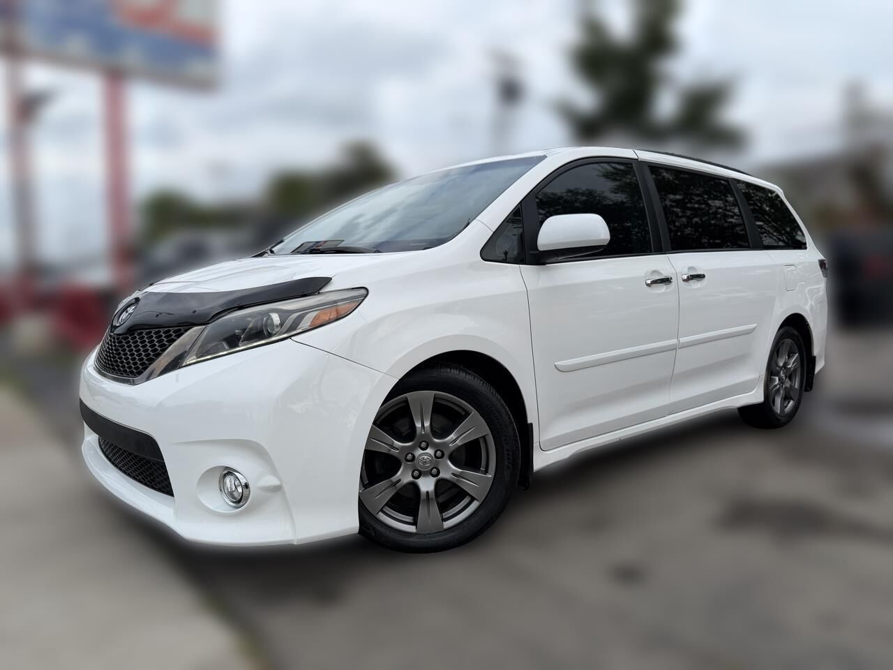 2017 TOYOTA Sienna