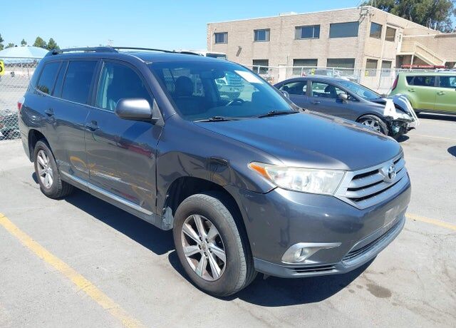 2012 TOYOTA Highlander