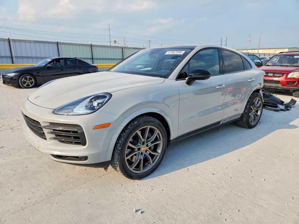 2022 PORSCHE Cayenne