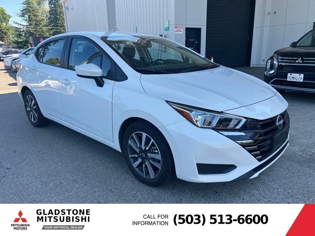 2024 NISSAN Versa