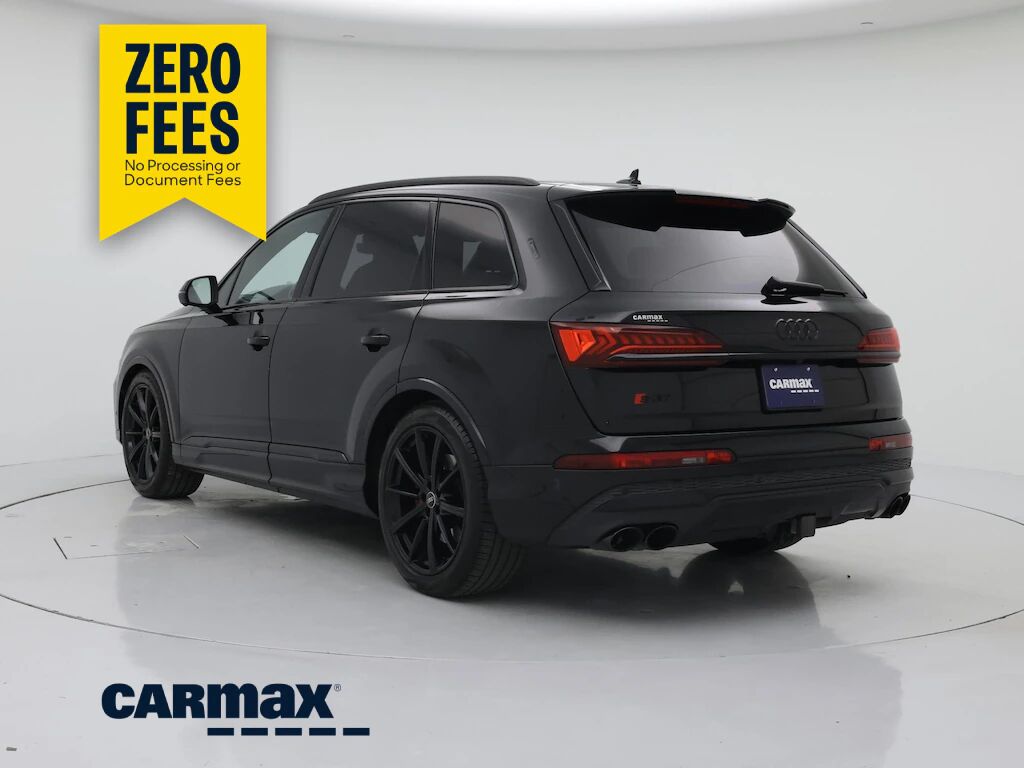 2022 Audi SQ7
