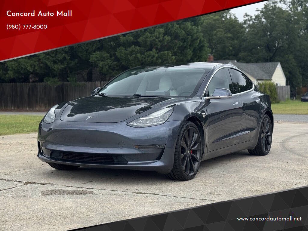 2020 TESLA Model 3