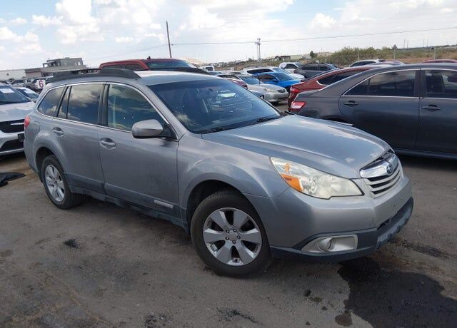 2010 SUBARU Outback