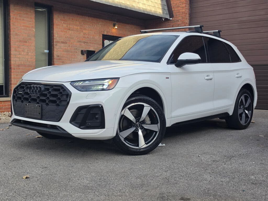 2022 AUDI Q5